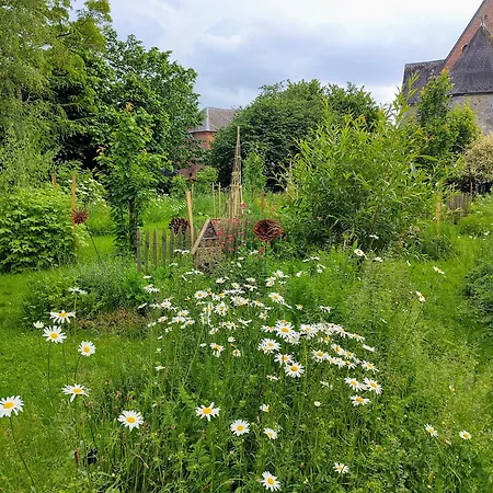 Frühstückspension Aubepine Sains-du-Nord