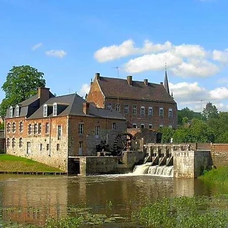 Aubepine Panzió Sains-du-Nord
