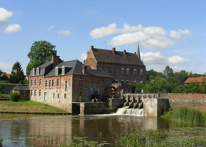 Aubepine 3* Sains-du-Nord