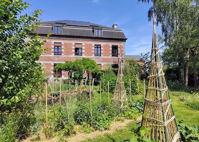 Aubepine 3* Sains-du-Nord