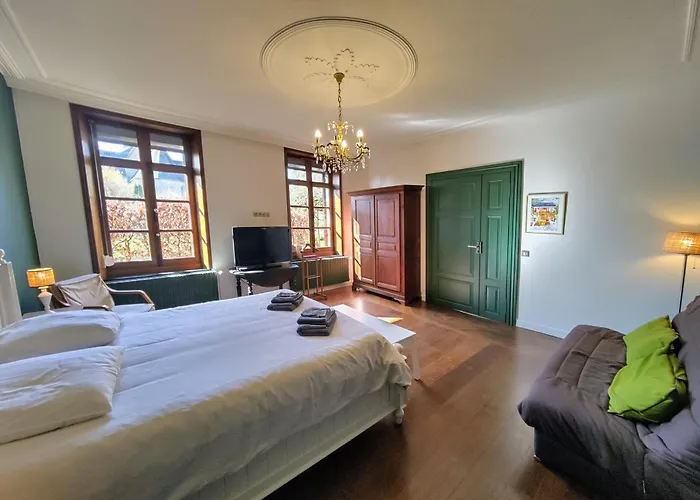 Aubepine Bed & Breakfast