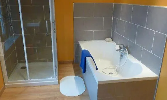 Bed & Breakfast Aubepine Sains-du-Nord